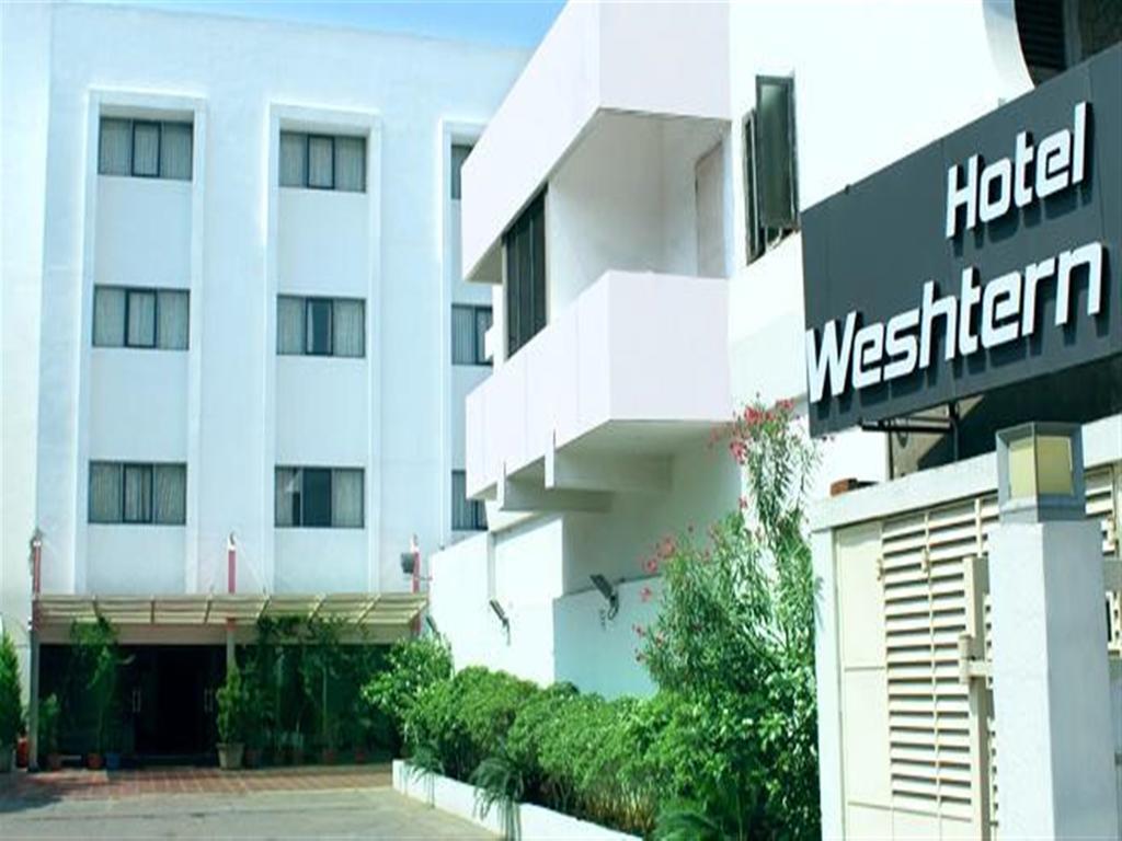 Hotel Weshtern Park Madurai Bagian luar foto